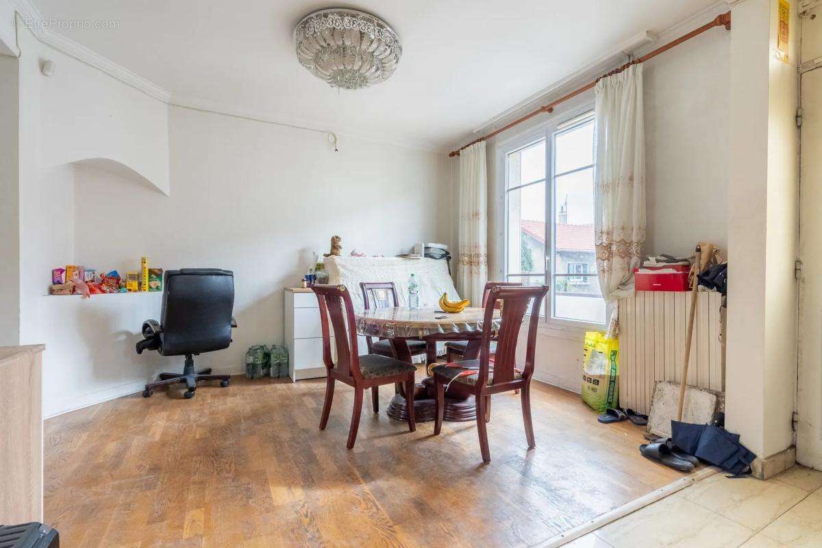 Maison à NOISY-LE-SEC