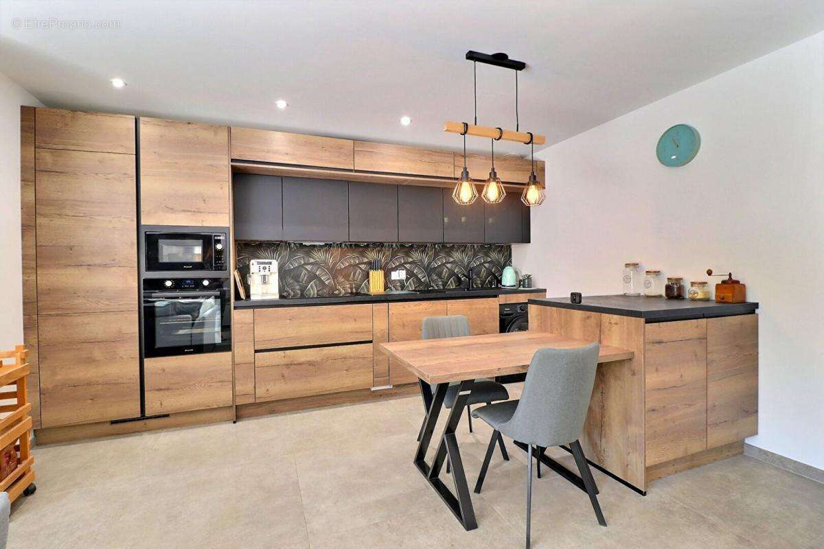 Appartement à LE BEAUSSET