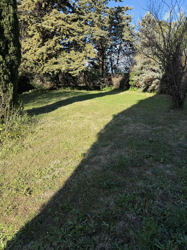 Terrain à SOMMIERES