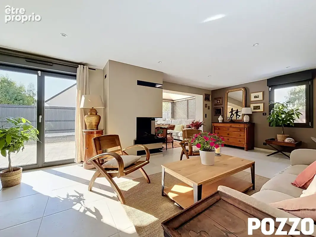 En vente à SAINT PAIR SUR MER (50380) Charmante maison entièrement rénovée de 5 pièces et 400m² de terrain - photo 3