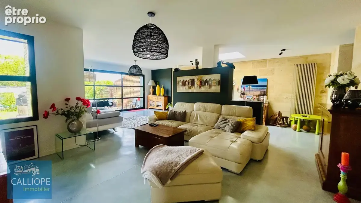 Grande maison en pierre, piscine et grand jardin - photo 3