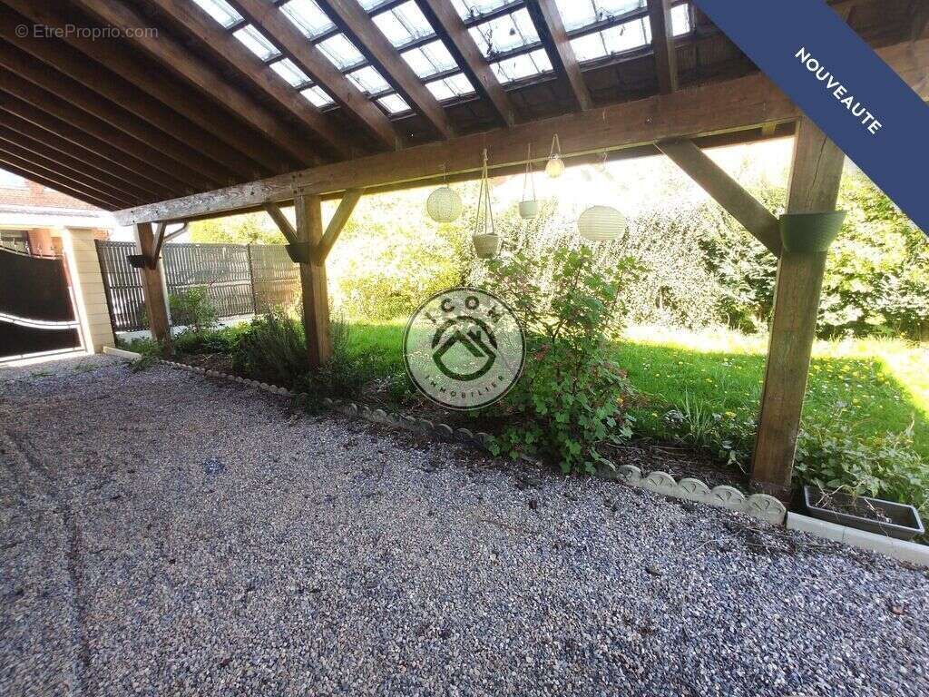 Maison à AULNOYE-AYMERIES