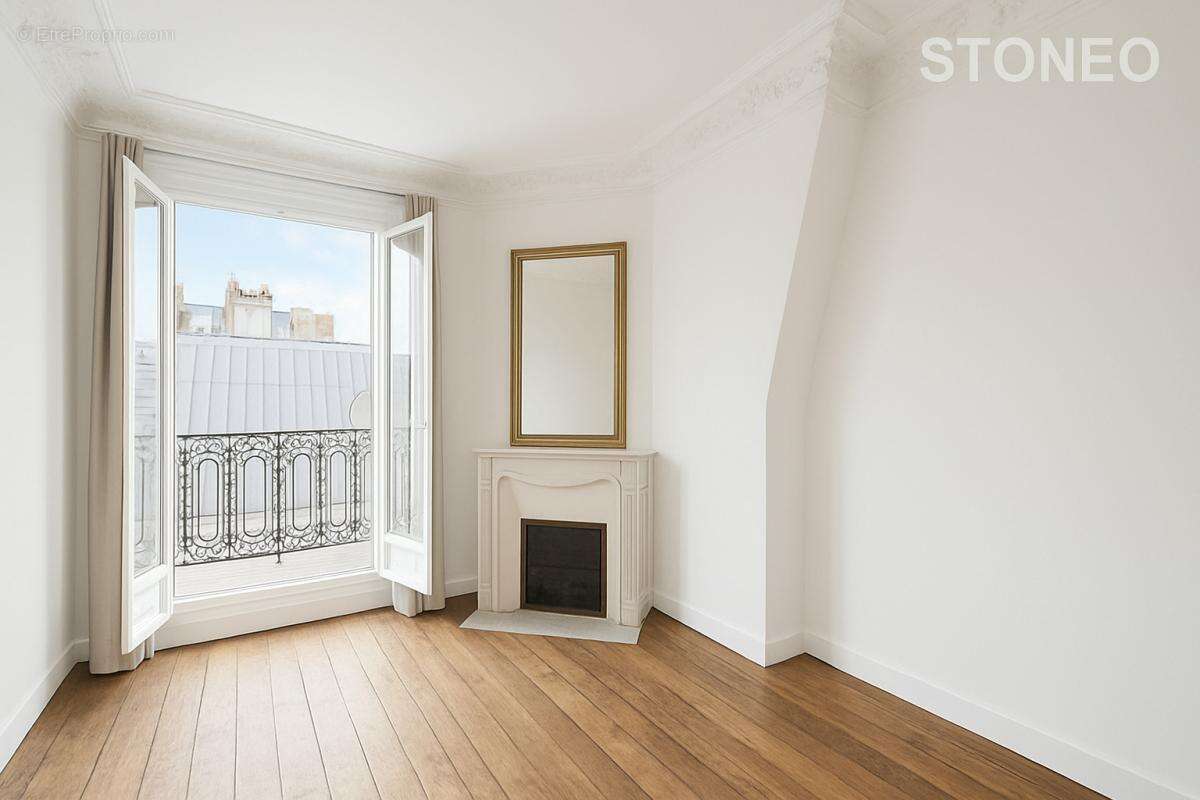 Appartement à PARIS-17E