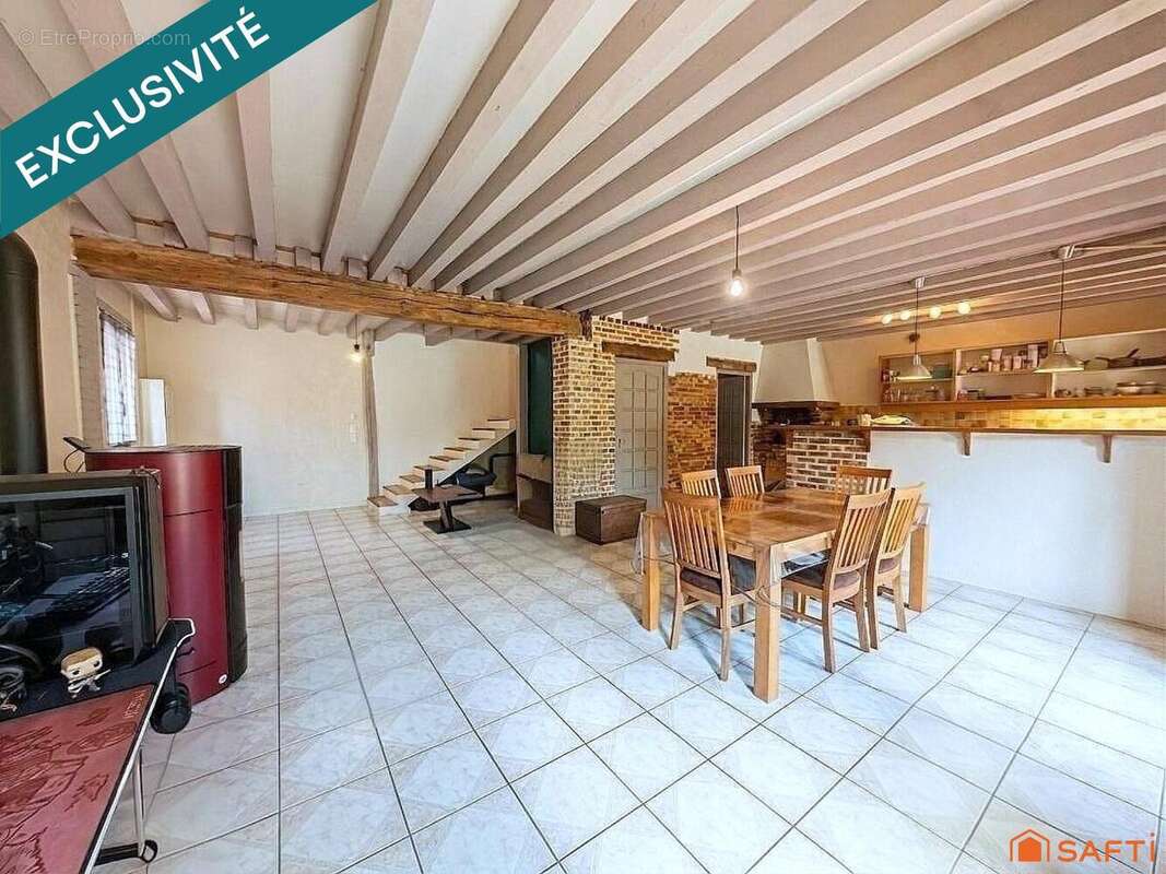 Maison 113 m² à Villeneuve-Sur-Yonne  - photo 3