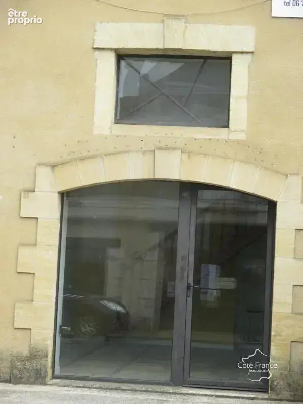 Dordogne-les eyzies-immeuble commercial et d'habitation - photo 5