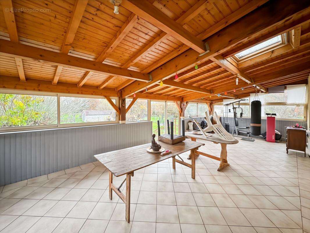 Maison à SAINT-ASTIER