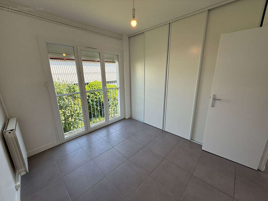 Appartement à ROMANS-SUR-ISERE