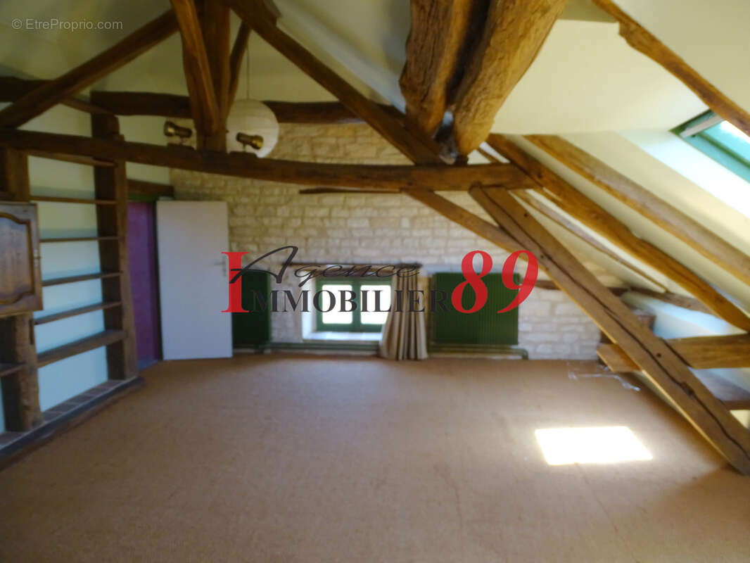 Idéalement située entre MONTBARD et CHATILLON S/SEINE, charmante maison de village à rafraîchir - photo 13