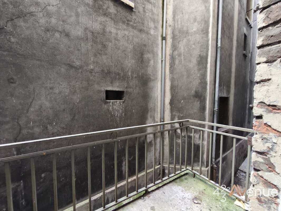 Appartement à SAINT-ETIENNE