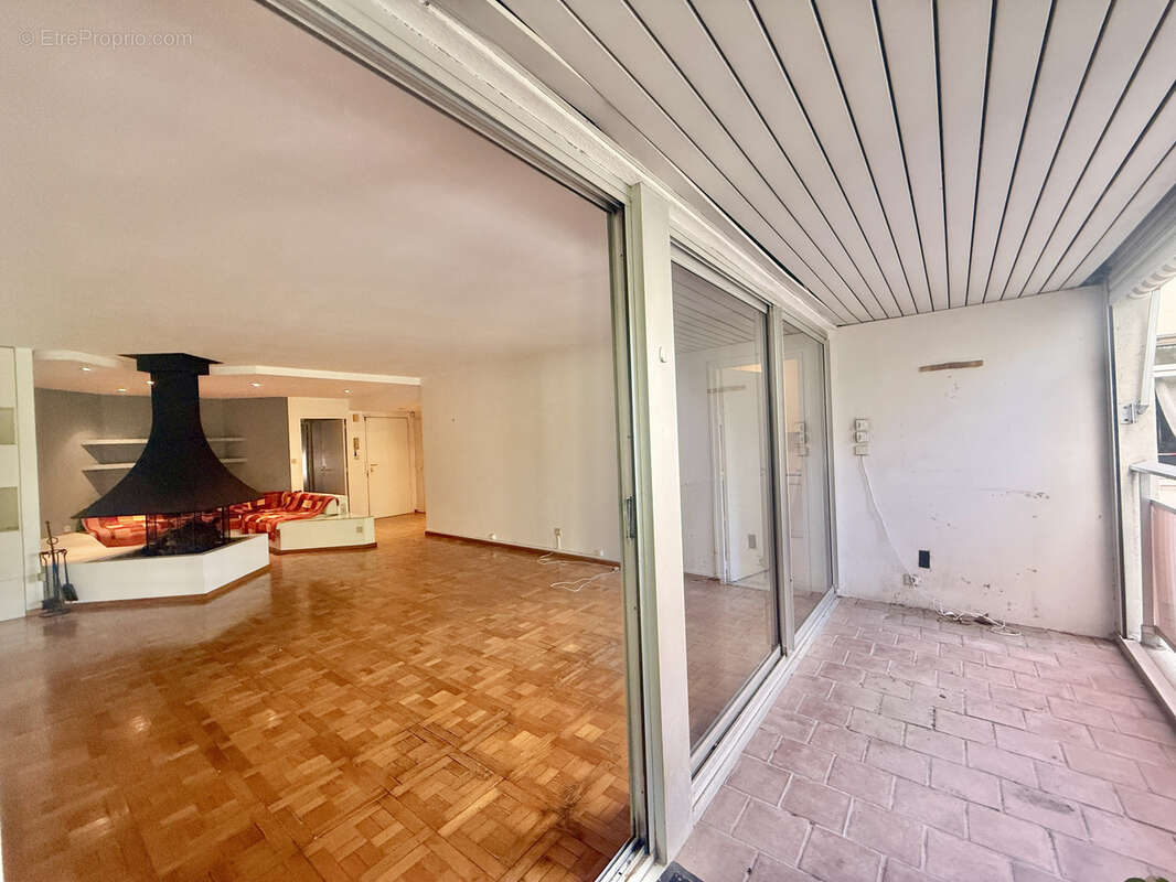 13008 - carré d'or - type 3 de 102 m2 avec terrasse et jardin - photo 3