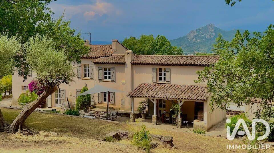 Photo 1 - Maison à HYERES