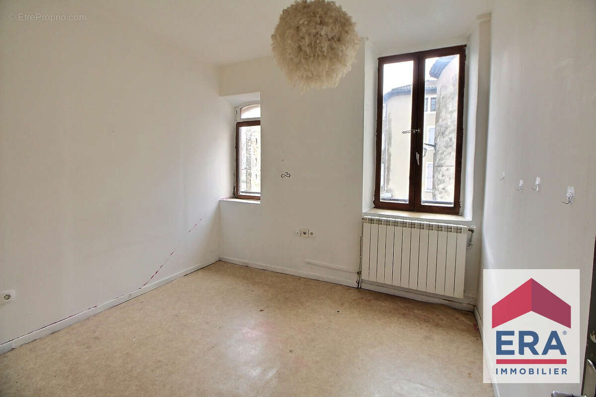 Maison à PONT-SAINT-ESPRIT