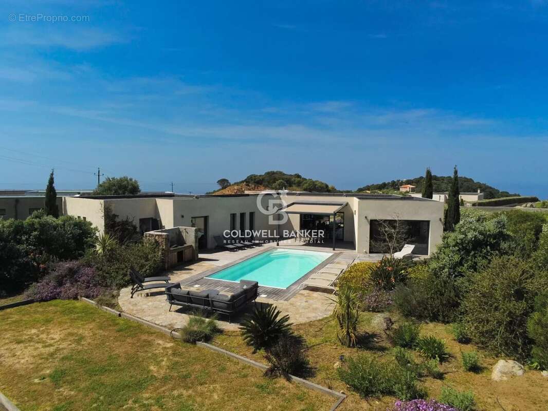 Maison à CHATEAUGIRON