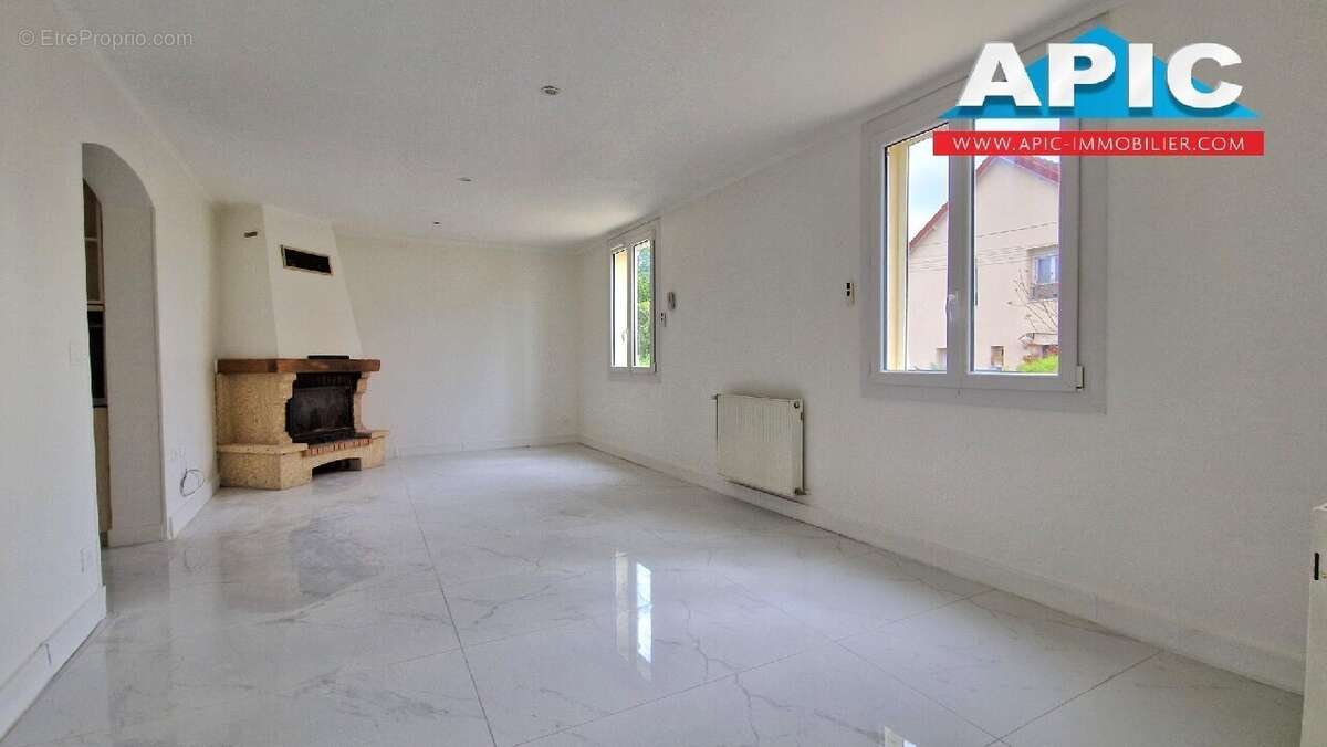 Maison à SAINT-BRICE-SOUS-FORET