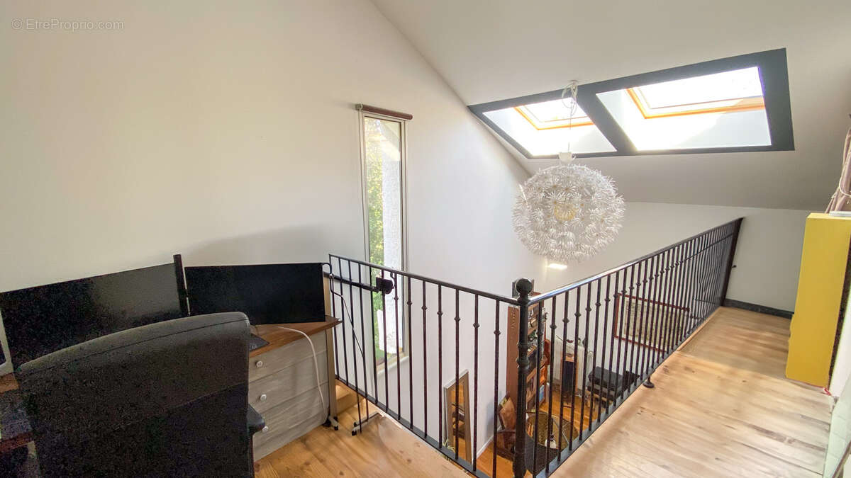Maison à SAULX-LES-CHARTREUX