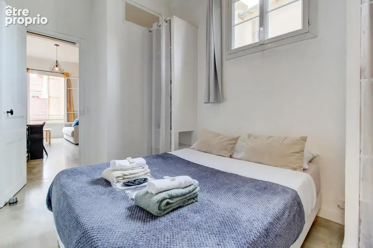 Nice centre-ville – 2 pièces de 31,79 m² avec balcon, hauteur sous plafond et vue sur les toits - photo 9