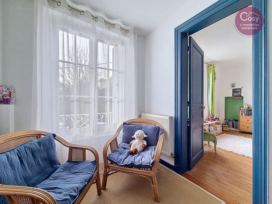 Maison à VIC-SUR-AISNE