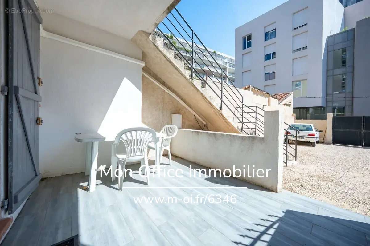 Appartement à MARSEILLE-5E