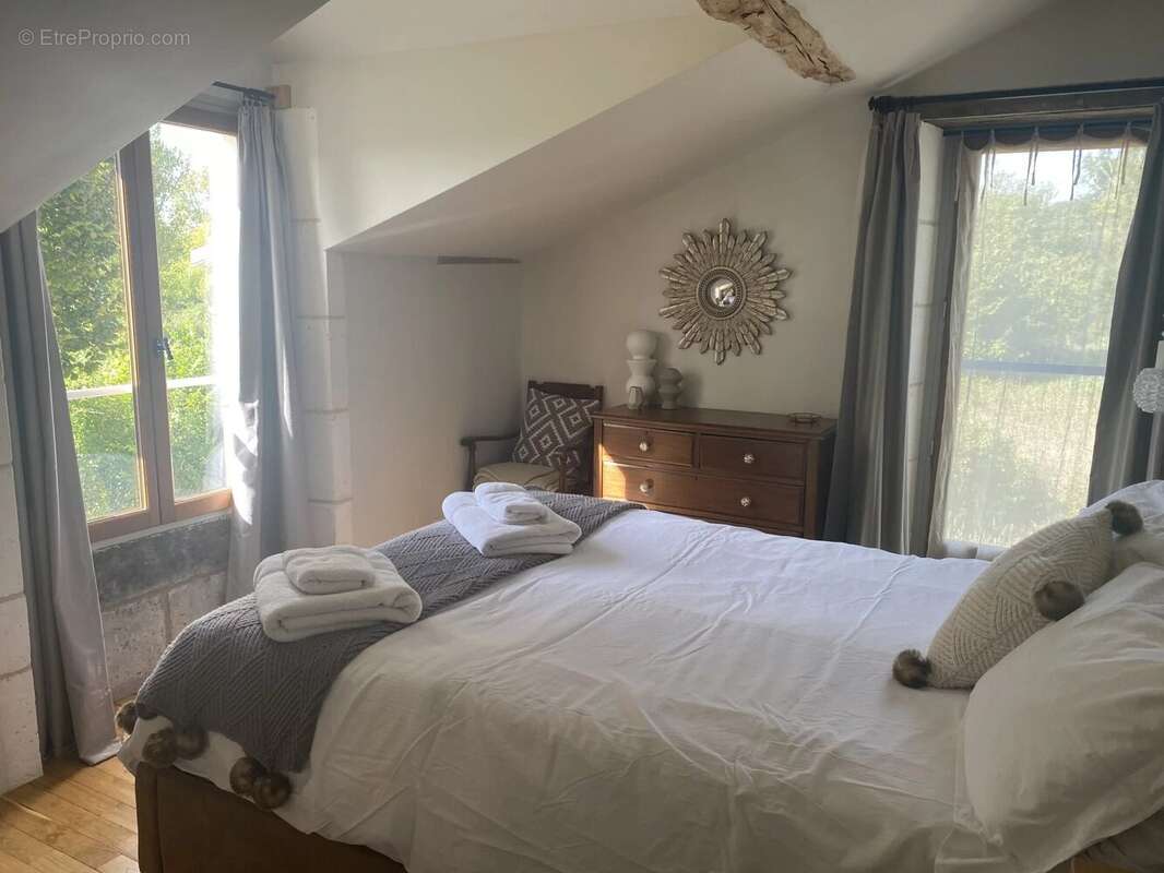 Maison à VILLETOUREIX