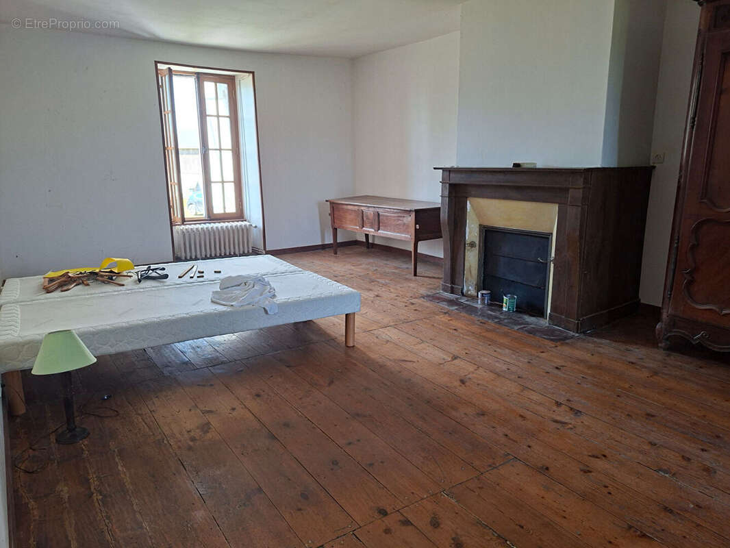 Maison à MARTIGNE-FERCHAUD