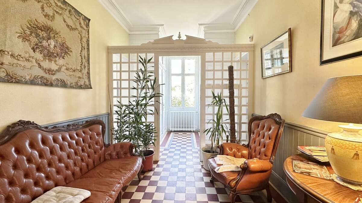 Maison à SAINT-JULIEN-EN-BORN