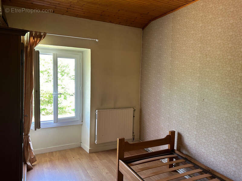 Maison à CHANTECORPS