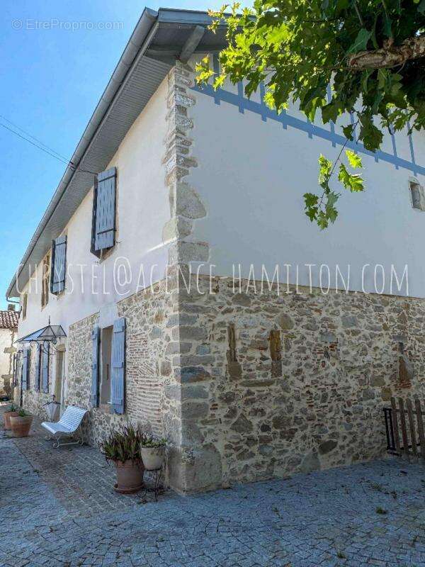 Maison à PORT-DE-LANNE