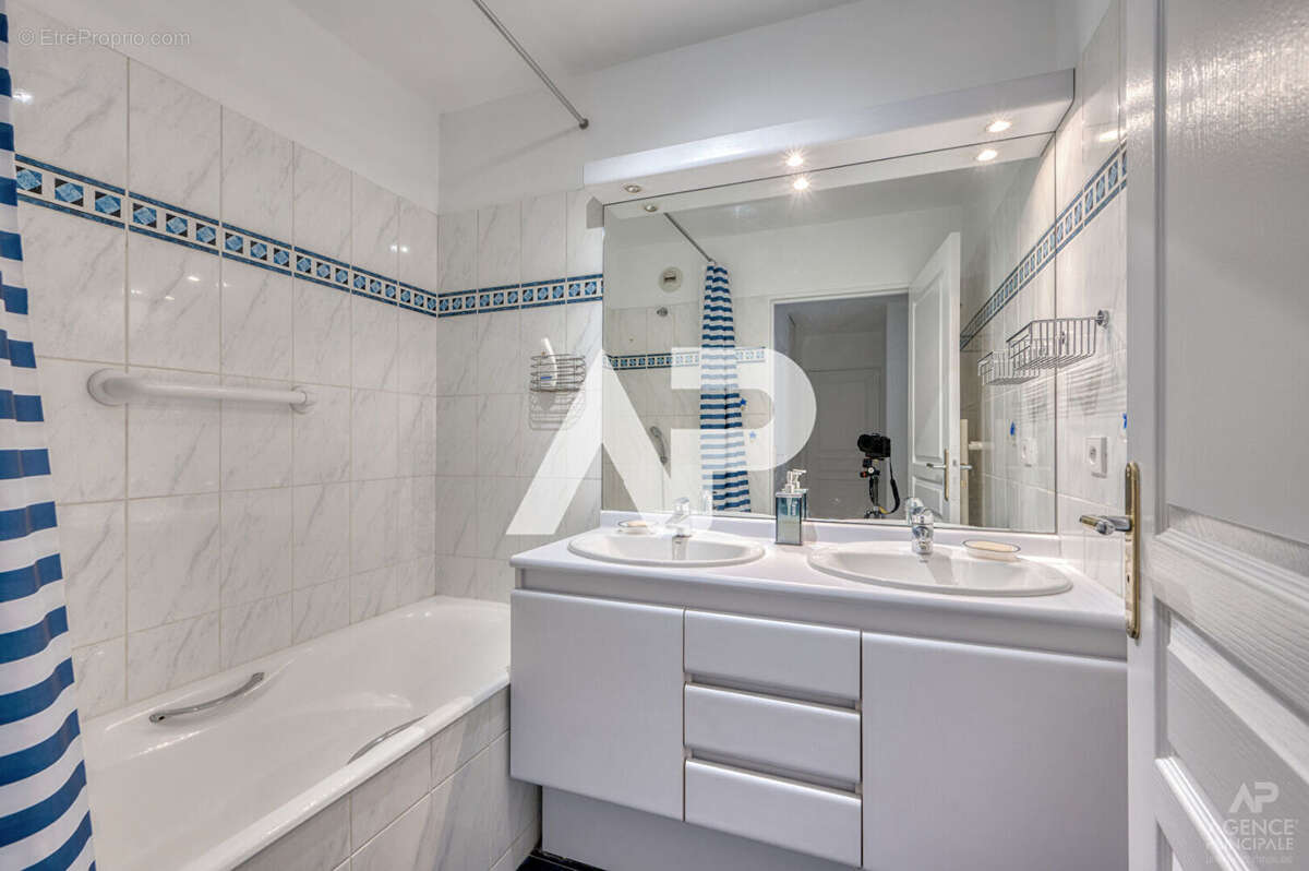 Appartement à RUEIL-MALMAISON