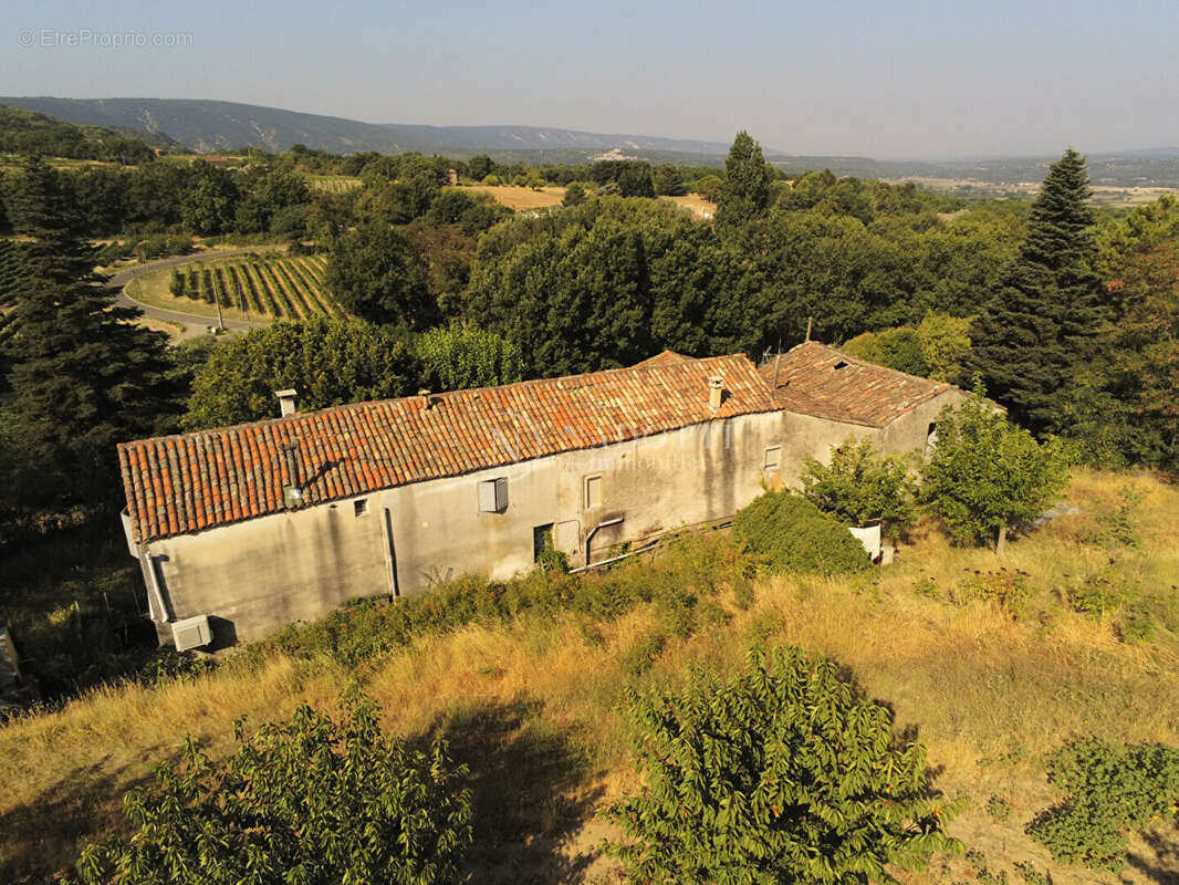 Maison à BONNIEUX