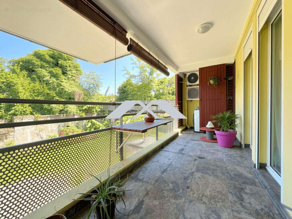 Appartement à SAINT-PIERRE