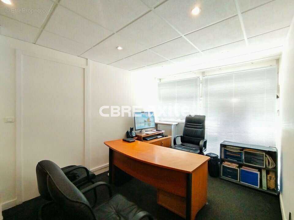 111 m² à Annecy  - photo 2