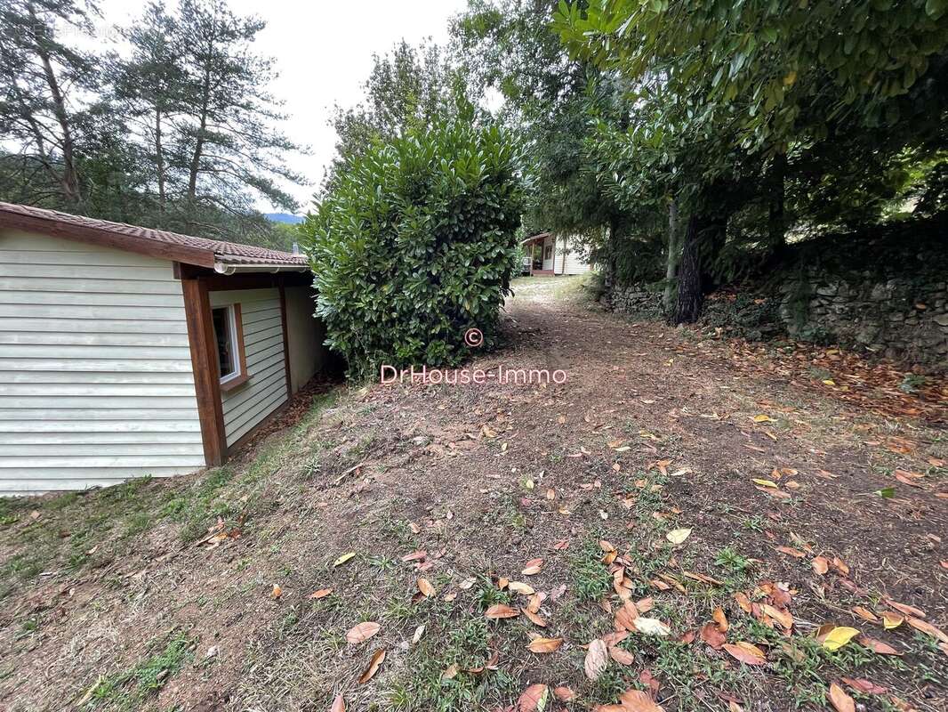 Maison à SAINT-APOLLINAIRE-DE-RIAS