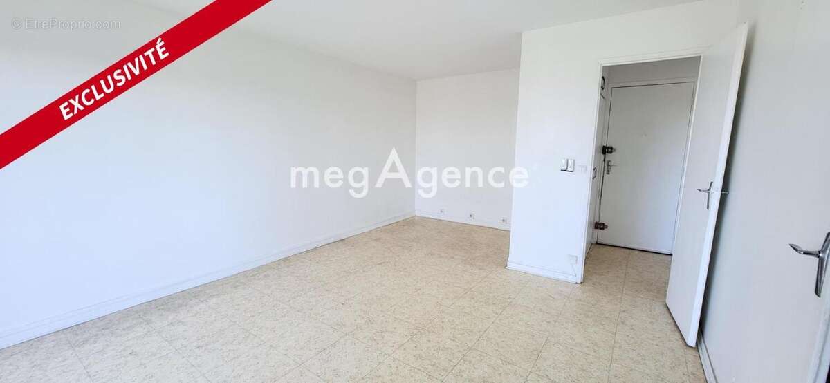Appartement à COMBS-LA-VILLE