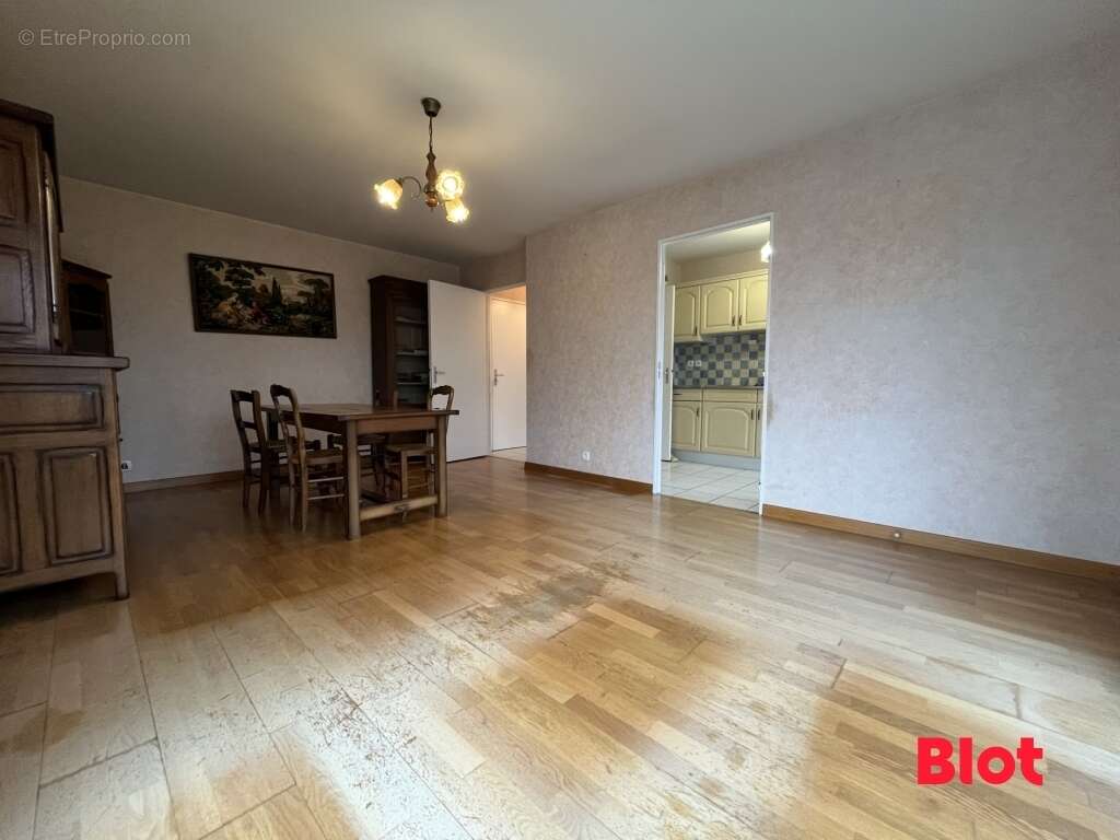 Appartement à MORDELLES