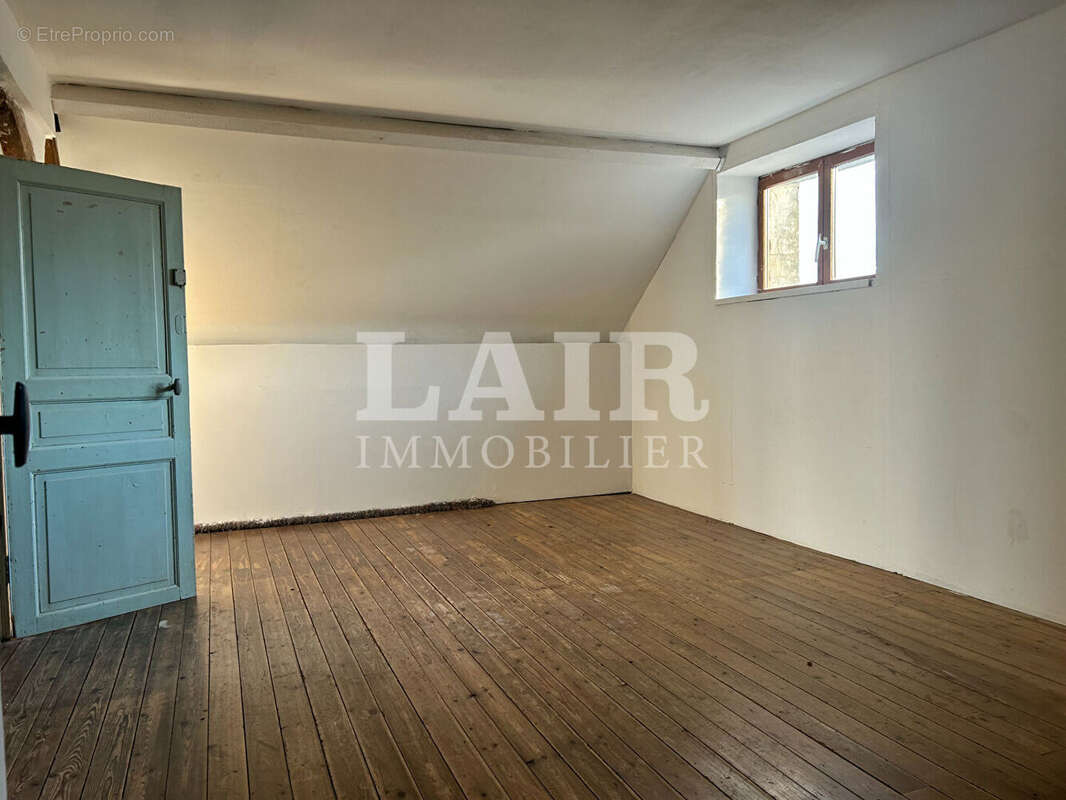 Maison à VILLEDIEU-LES-BAILLEUL