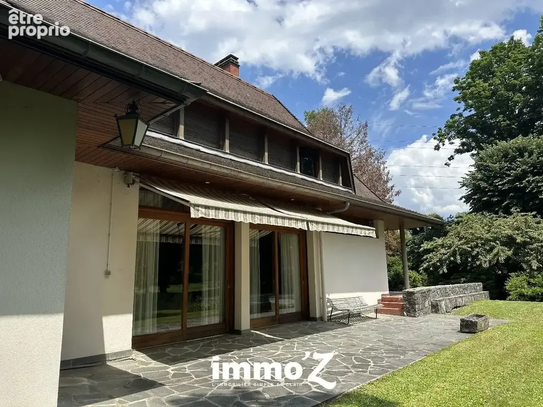Photo Maison à Moirans au prix de 850 000€
