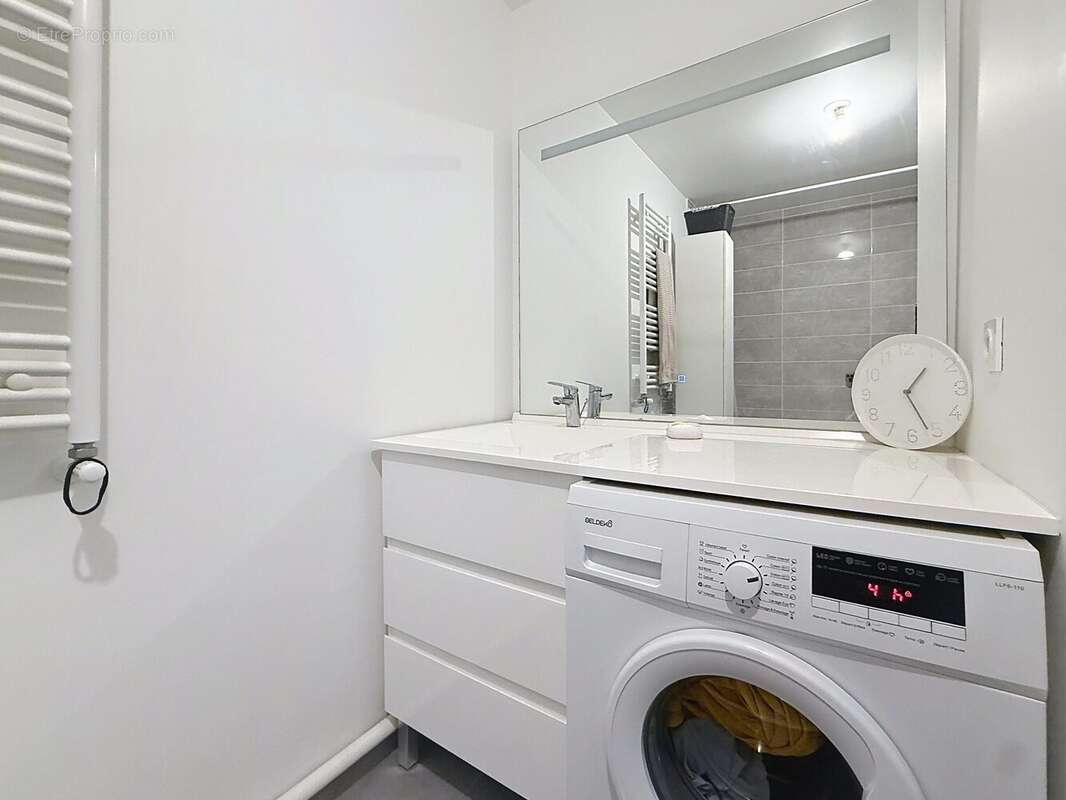 Appartement à CHENNEVIERES-SUR-MARNE
