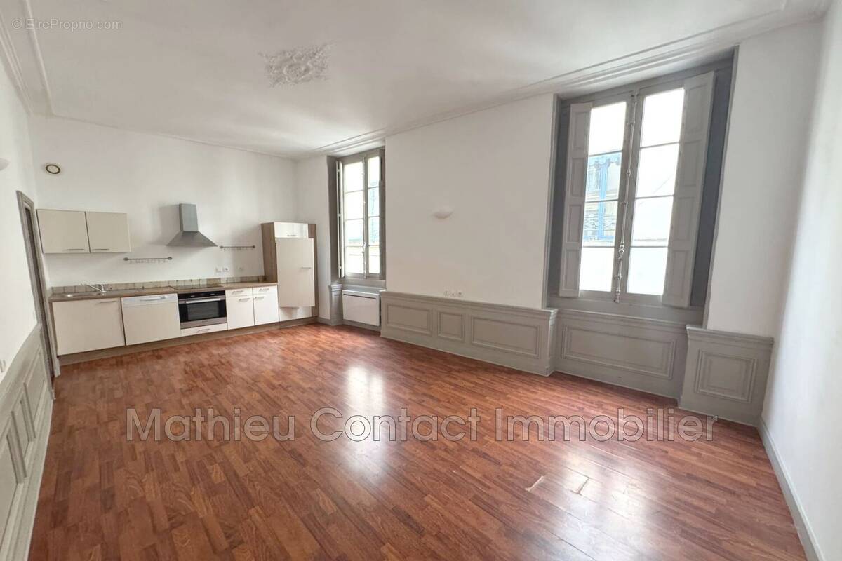 Appartement à NIMES