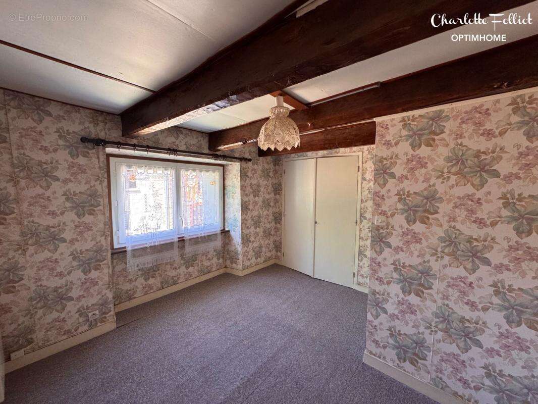 Pleurtuit – En campagne, Maison T4 avec garage, fort potentiel - photo 6