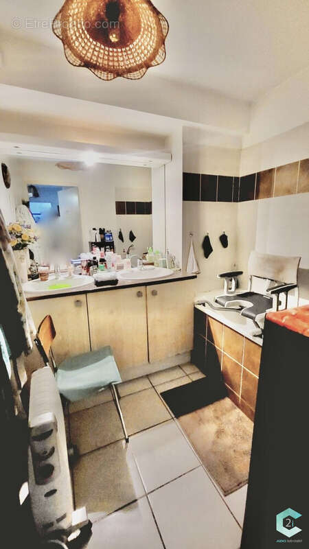 Appartement à CAZERES