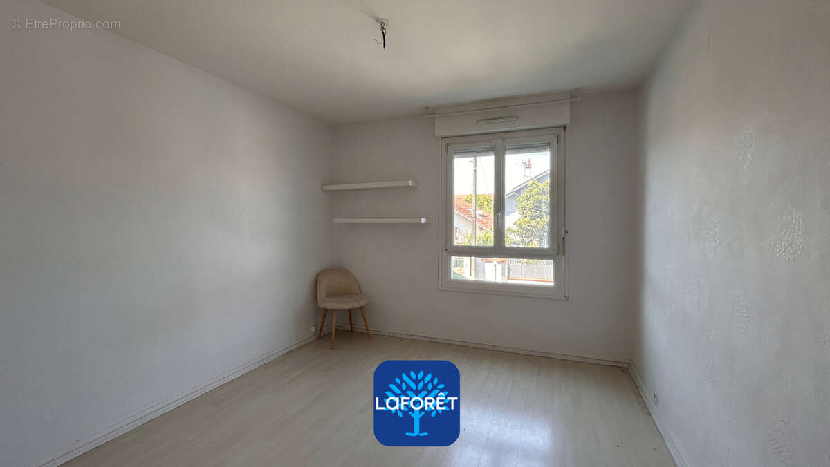 Appartement à BRON