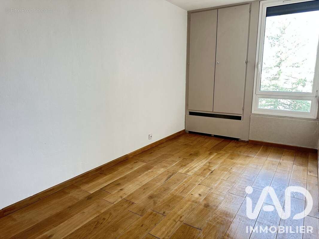 Photo 8 - Appartement à ELANCOURT
