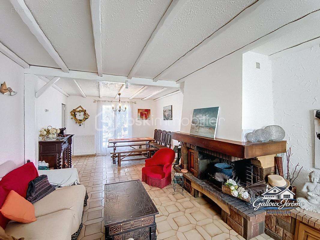 Maison à TREMBLAY-EN-FRANCE