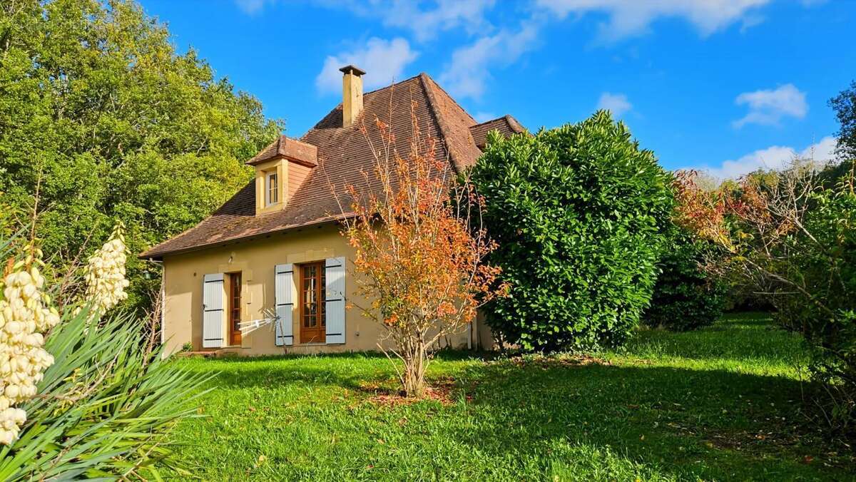 Maison à SAINTE-FOY-DE-LONGAS