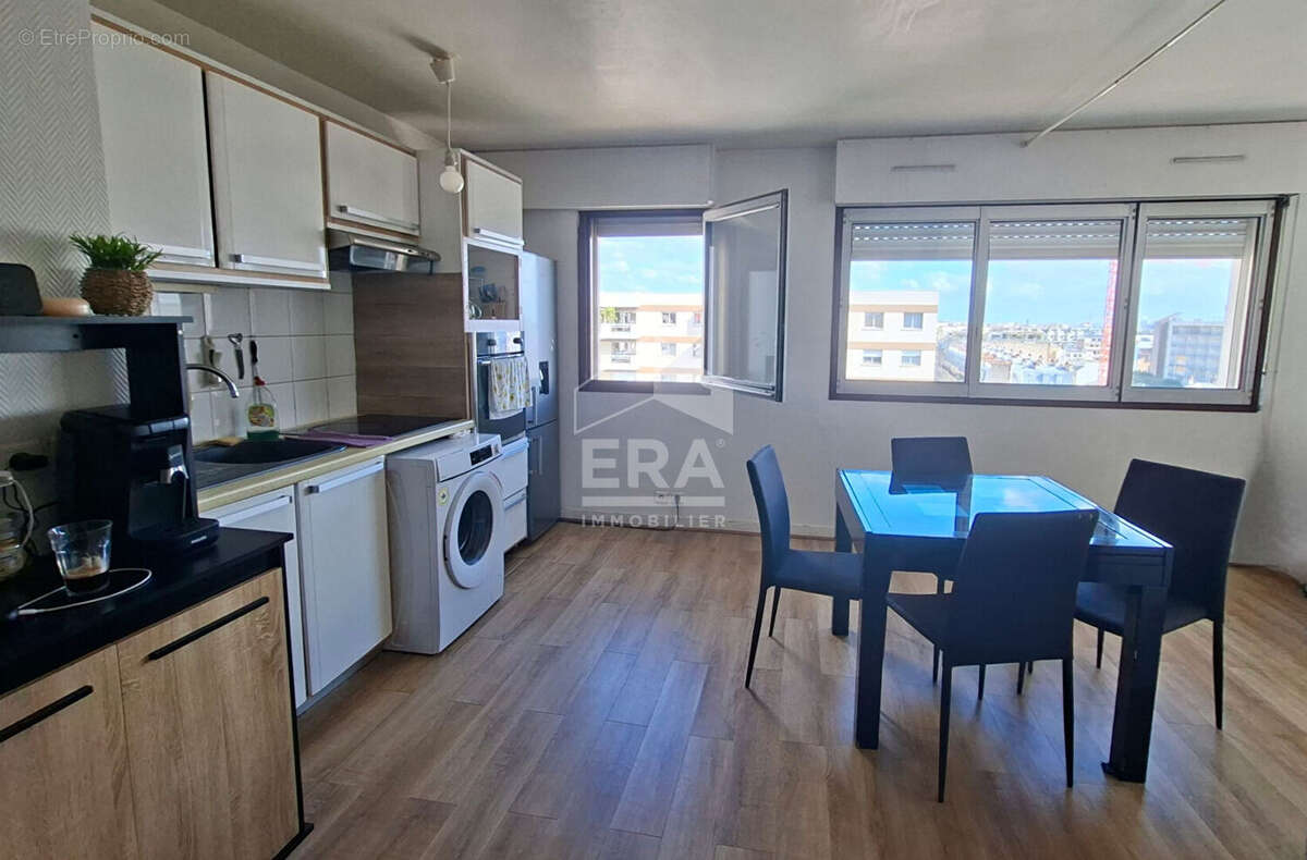 Appartement à PARIS-11E
