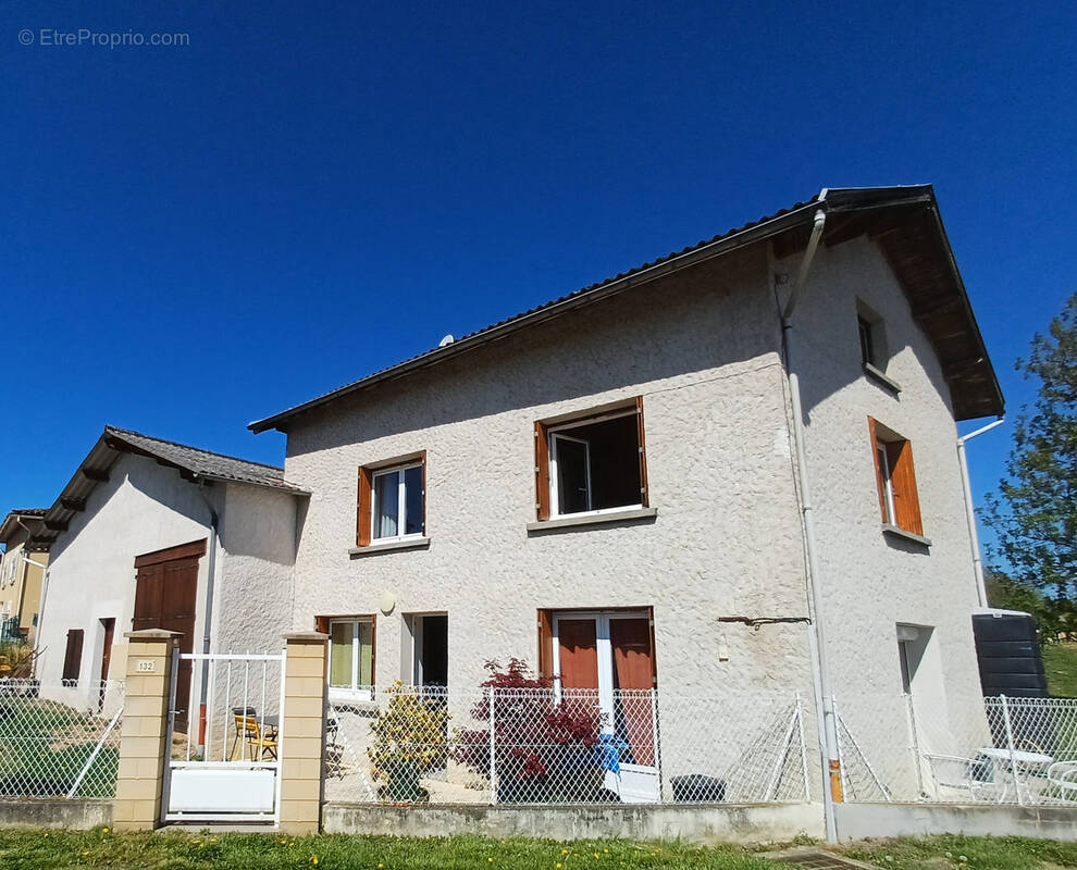 Maison à AUBUSSON-D'AUVERGNE