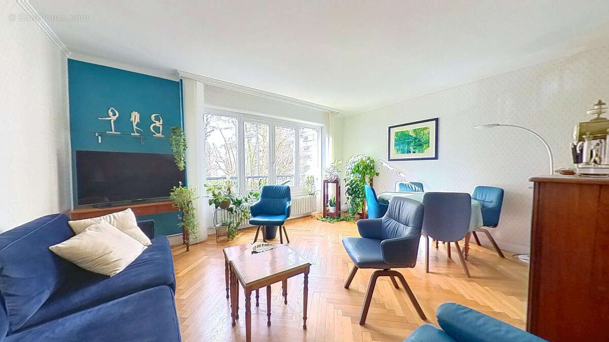 Appartement à TASSIN-LA-DEMI-LUNE