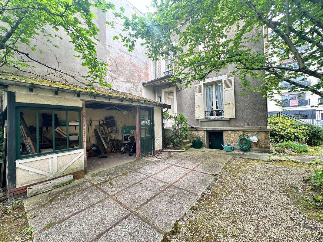 Maison à VILLEMOMBLE