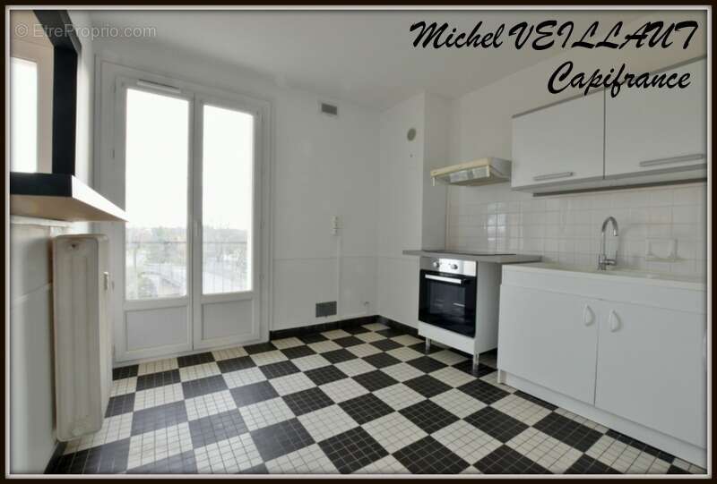 Appartement à YZEURE
