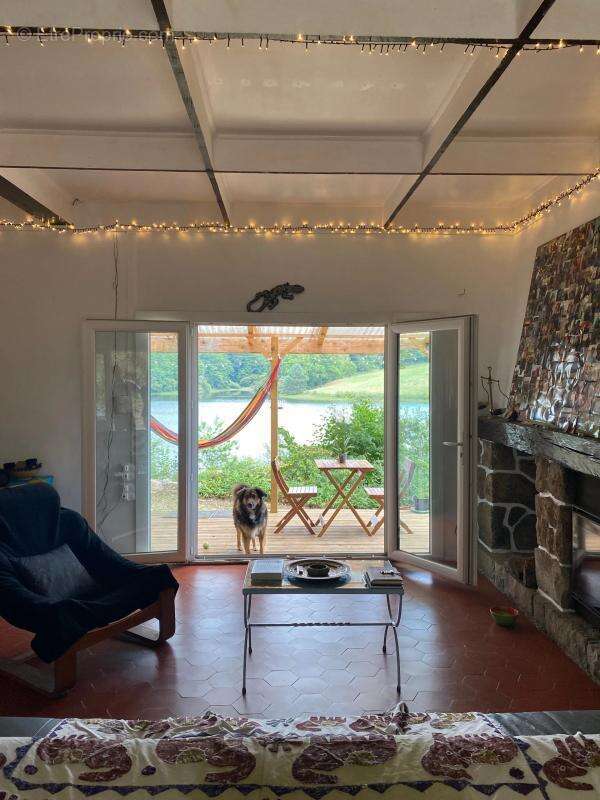 Maison à SAINT-JULIEN-LE-PETIT